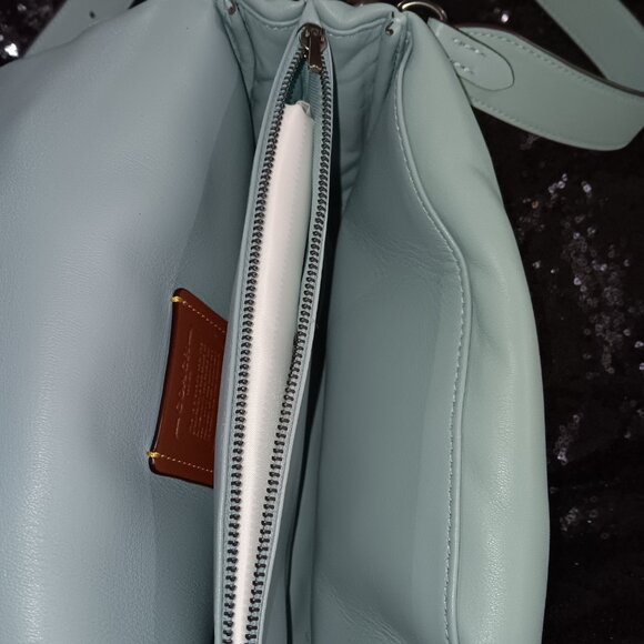 Pillow Tabby 26 Leather Shoulder Bag - Picture 6 of 11